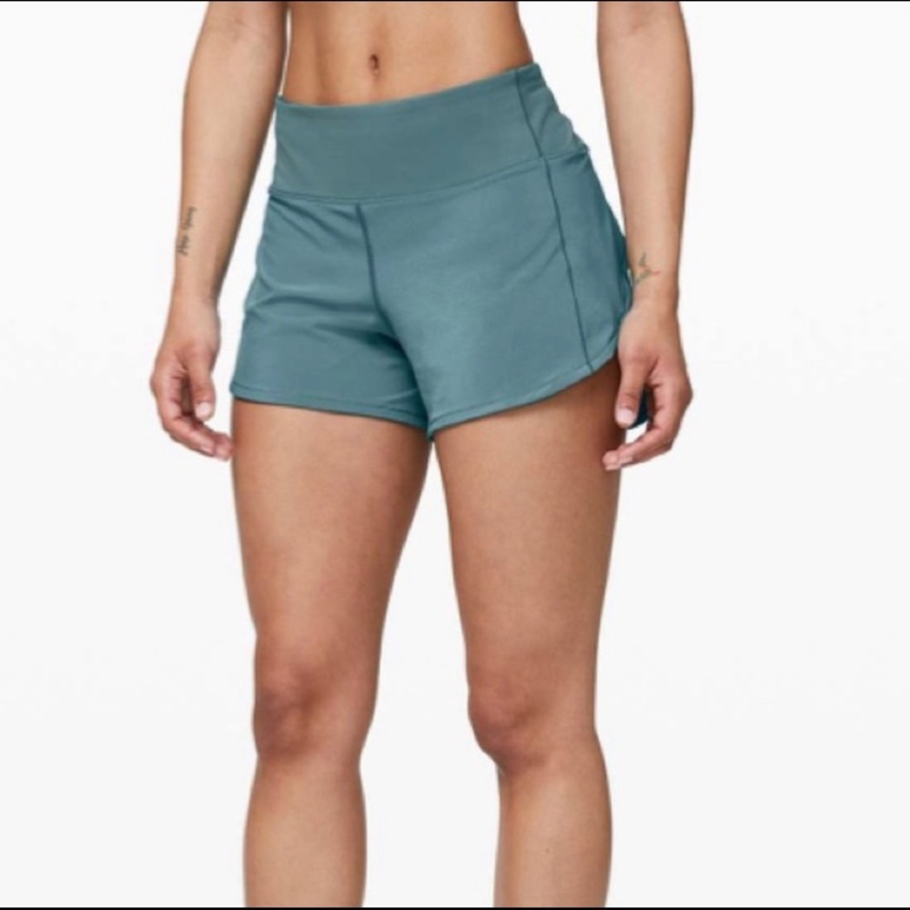 RARE 🦄 🍋 Lululemon speed up short, 4”